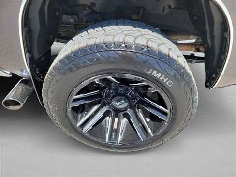 Used 2017 Toyota Tundra Limited RWD image 11