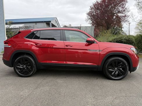 Used 2022 Volkswagen Atlas Cross Sport SE AWD/4WD image 4