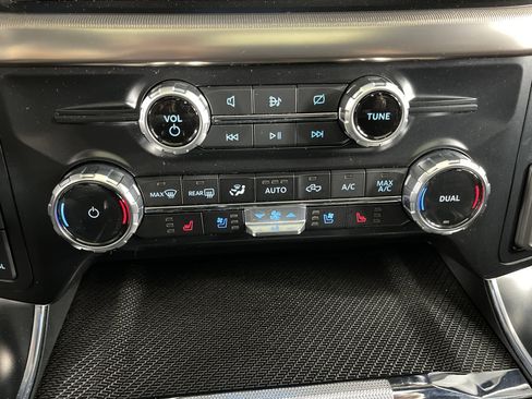 Used 2023 Ford F150 Raptor w/ Raptor Carbon Fiber Package image 26