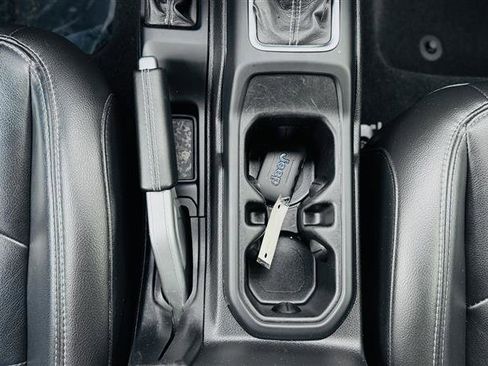 Used 2022 Jeep Wrangler Unlimited Sahara w/ Cold Weather Group image 24