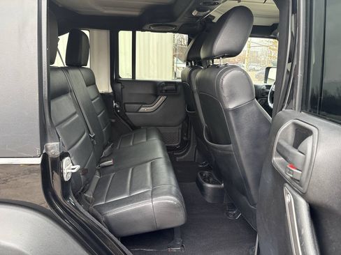 Used 2012 Jeep Wrangler Unlimited Sport AWD/4WD image 20