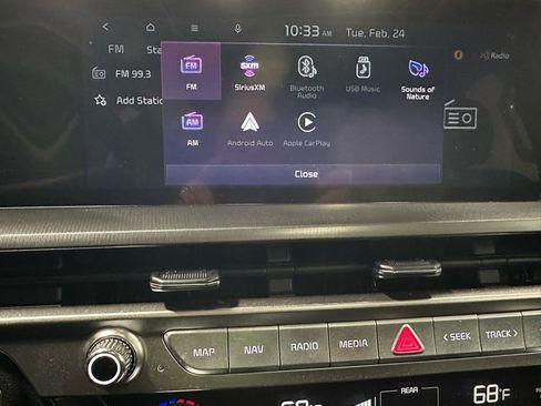 Used 2025 Kia Telluride S image 28