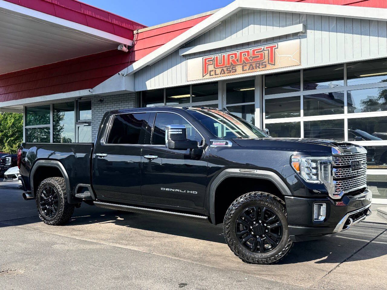 Used 2021 GMC Sierra 2500 Denali w/ Denali Black Diamond Edition AWD/4WD image 1