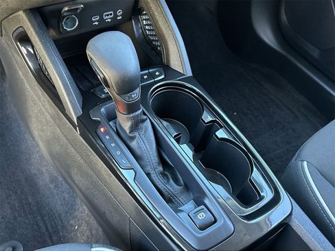 Used 2023 Chevrolet TrailBlazer LT w/ Convenience Package image 21