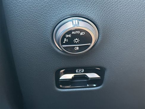 New 2026 Mercedes-Benz GLC 300 4MATIC image 31