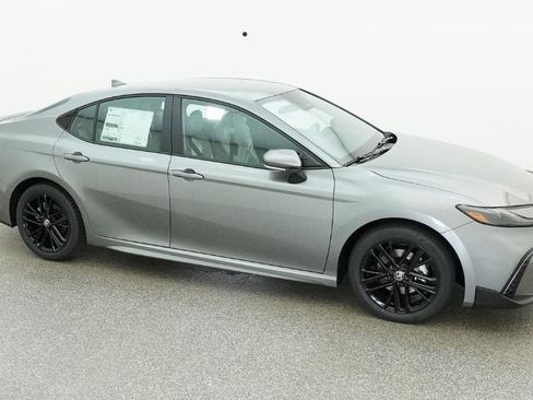 New 2026 Toyota Camry SE FWD image 15