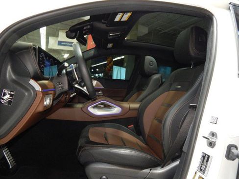 Used 2024 Mercedes-Benz GLE 53 AMG 4MATIC Coupe w/ AMG Night Package image 33