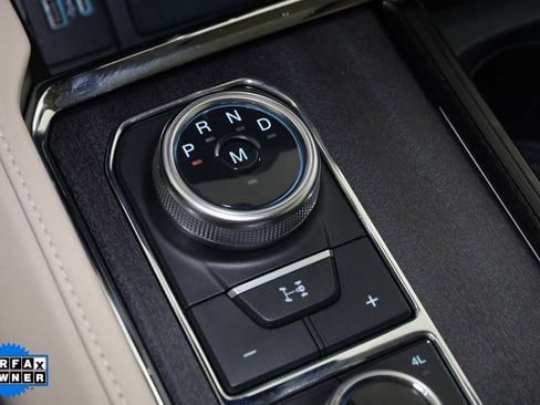 Used 2022 Ford Expedition Platinum image 7