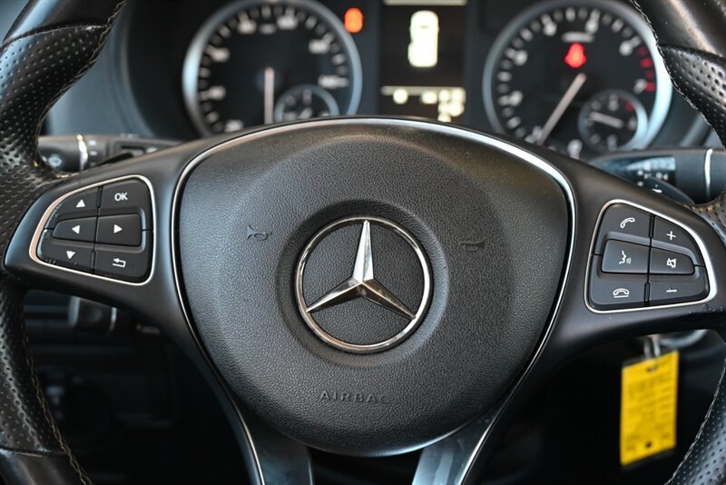 Used 2020 Mercedes-Benz Metris Passenger image 34