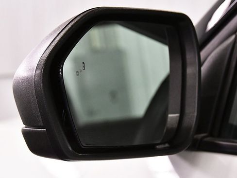 Used 2023 Ford Explorer XLT w/ Equipment Group 202A image 14