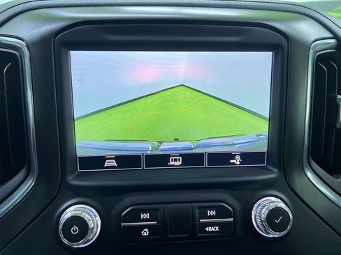 Used 2021 GMC Sierra 1500 AT4 w/ AT4 Preferred Package AWD/4WD image 23