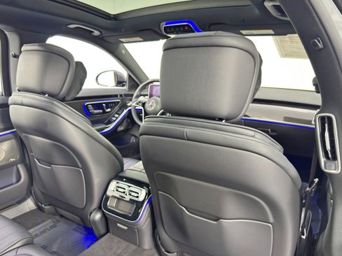 Used 2023 Mercedes-Benz S 500 4MATIC w/ AMG Line image 45