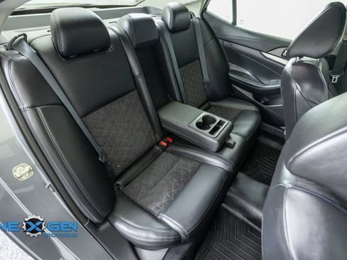Used 2018 Nissan Maxima SR w/ Midnight Edition FWD image 39