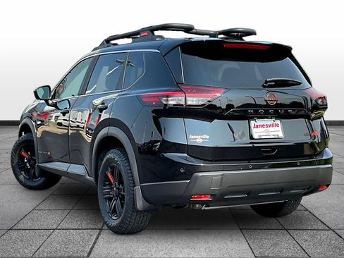 Certified 2026 Nissan Rogue SV AWD/4WD image 5