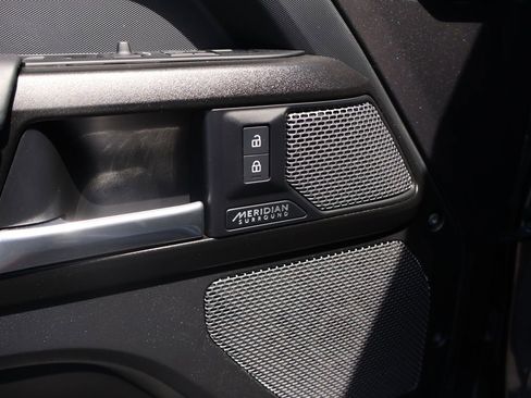 Used 2023 Land Rover Defender 110 Carpathian Edition AWD/4WD image 20