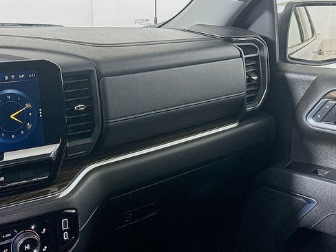 Used 2025 Chevrolet Silverado 1500 LT image 22