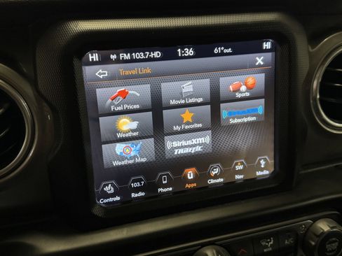 Used 2018 Jeep Wrangler Unlimited Sahara w/ Dual Top Group image 5