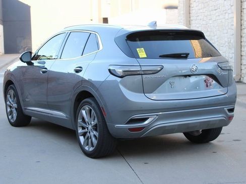 Used 2022 Buick Envision Avenir w/ Technology Package II image 3