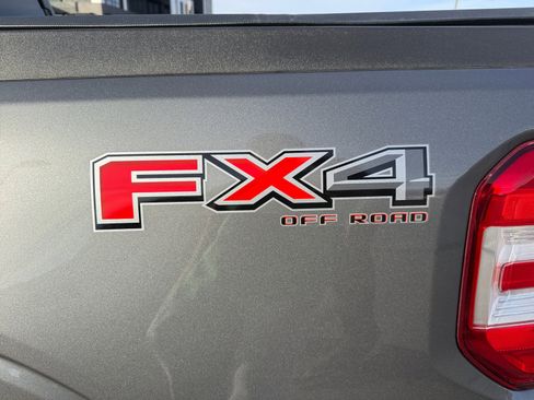 Used 2025 Ford Maverick XLT w/ XLT Luxury Package image 12