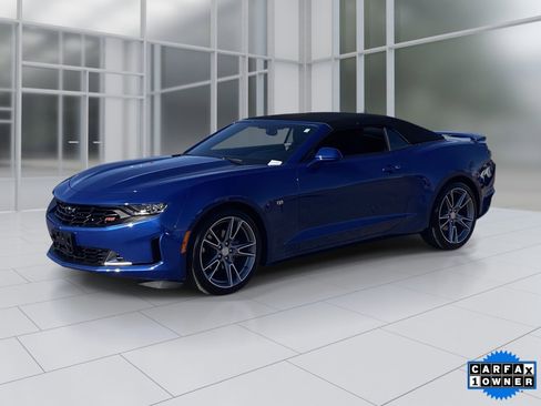 Used 2019 Chevrolet Camaro LT w/ RS Package image 3
