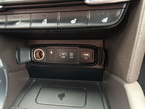 Used 2020 Hyundai Santa Fe Limited AWD/4WD image 19