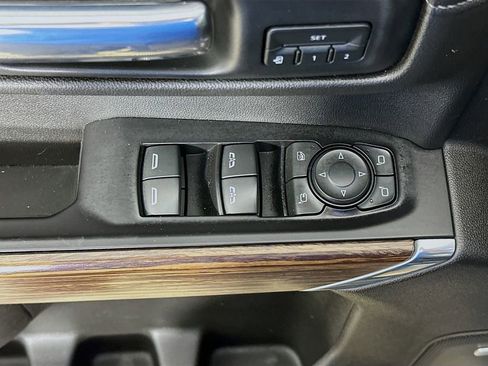 Used 2021 Chevrolet Silverado 1500 High Country RWD image 22