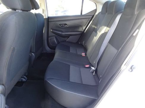Used 2025 Nissan Sentra SV w/ Trunk Package FWD image 9