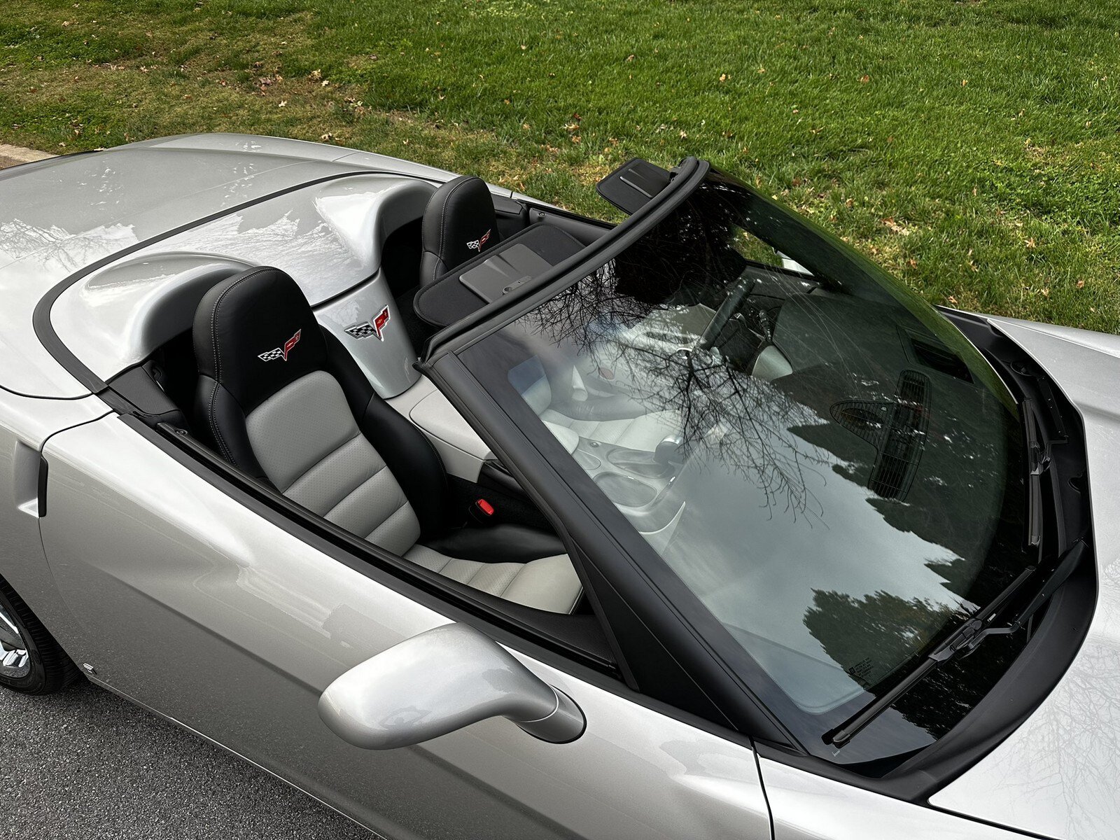Used 2007 Chevrolet Corvette Convertible w/ Preferred Equipment Group RWD image 55