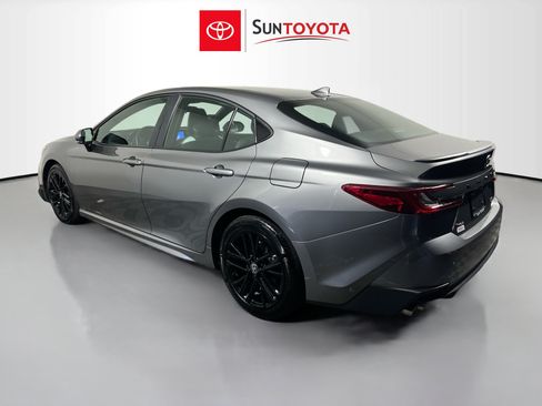 Used 2026 Toyota Camry SE FWD image 6