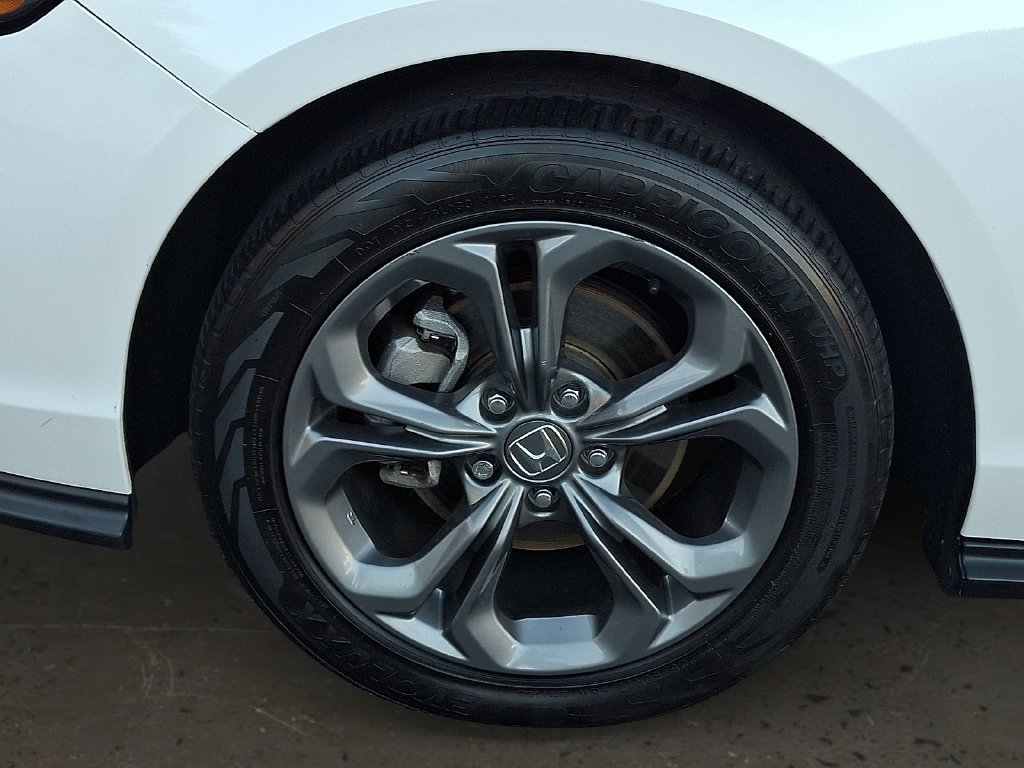 Used 2023 Honda Accord EX image 10