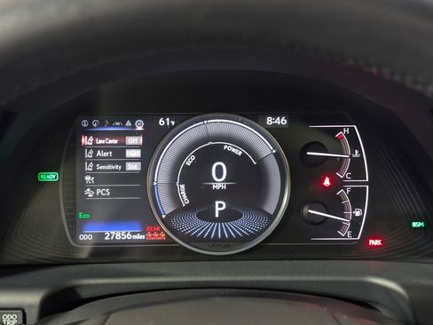 Used 2023 Lexus ES 300h w/ Premium Package image 19