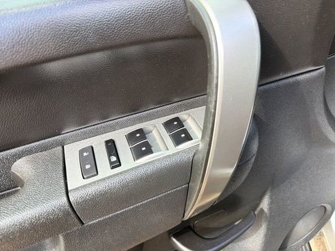 Used 2013 Chevrolet Silverado 2500 LT w/ Interior Plus Package AWD/4WD image 14