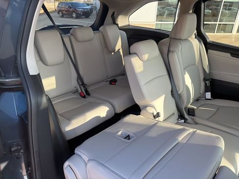 Certified 2026 Honda Odyssey EX-L image 26