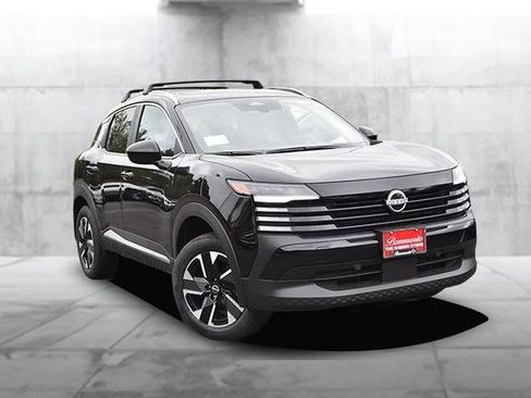 New 2026 Nissan Kicks SV w/ SV Premium Package image 2