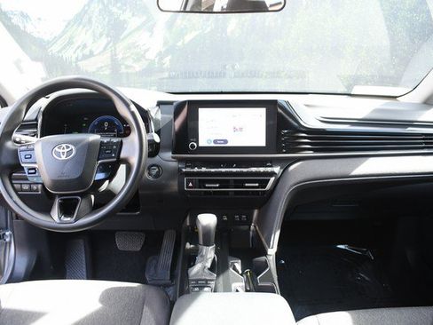 Certified 2025 Toyota Camry LE image 18