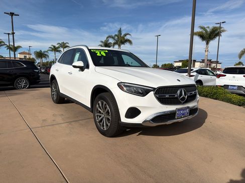 Used 2024 Mercedes-Benz GLC 300 image 3