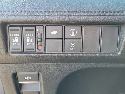 Used 2022 Honda Odyssey EX-L image 13