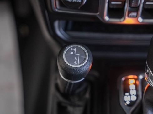 New 2026 Jeep Gladiator Sport image 25