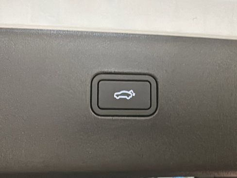 New 2026 Volvo EX30 Ultra w/ Climate Package image 28