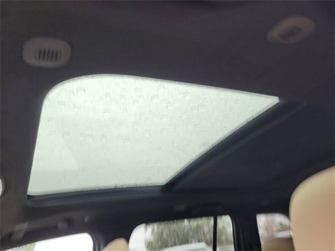 New 2026 Jeep Grand Cherokee Limited w/ Luxury Tech Group II image 6