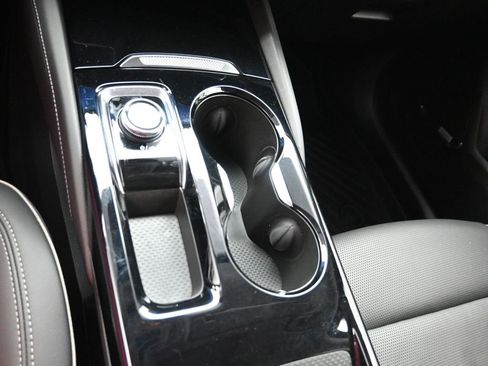 Certified 2024 Buick Envision Avenir image 18