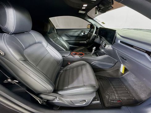 Used 2024 Ford Mustang GT Premium image 30