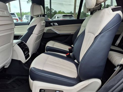 Used 2019 BMW X7 xDrive50i w/ Executive Package AWD/4WD image 24
