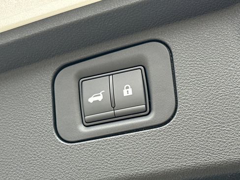 New 2026 Nissan Armada Platinum Reserve image 21