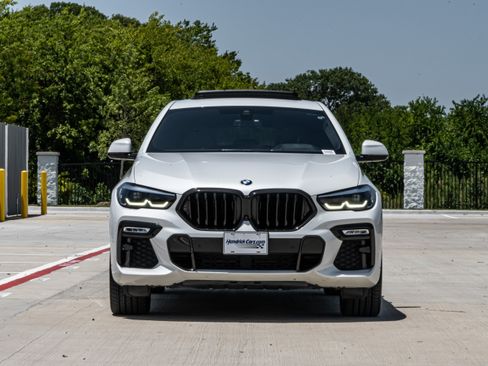 Used 2021 BMW X6 xDrive40i w/ M Sport Package AWD/4WD image 3