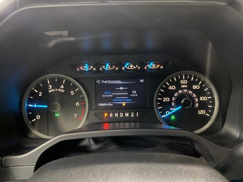 Used 2015 Ford F150 XLT w/ Equipment Group 302A Luxury AWD/4WD image 18