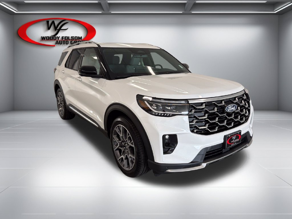New 2027 Ford Explorer Platinum w/ 3.0L Ultimate Package RWD image 3