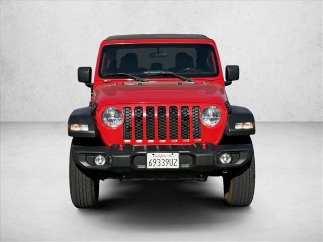 Used 2020 Jeep Gladiator Sport w/ Quick Order Package 23S AWD/4WD image 2