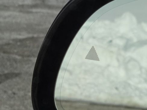 Used 2021 BMW X6 xDrive40i w/ M Sport Package image 21