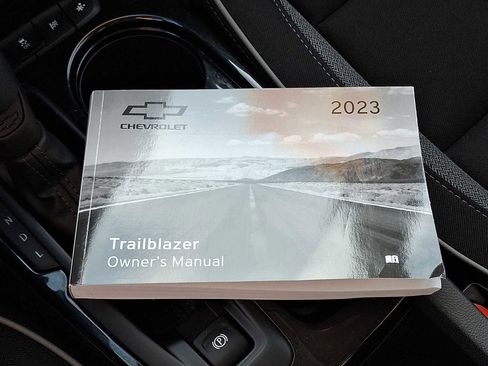 Certified 2023 Chevrolet TrailBlazer LT w/ Convenience Package image 27